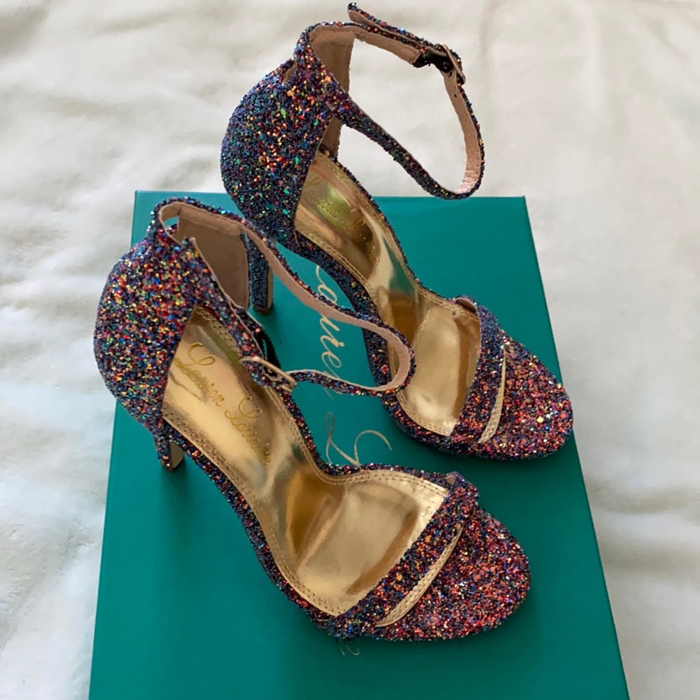 Super sparkly heels by Lauren Lorraine! 💕